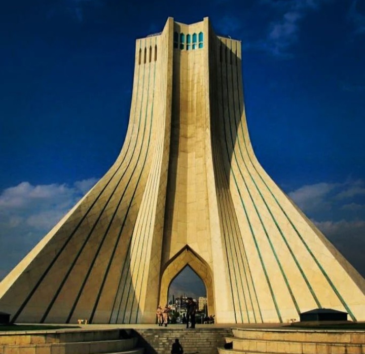 Azadi1