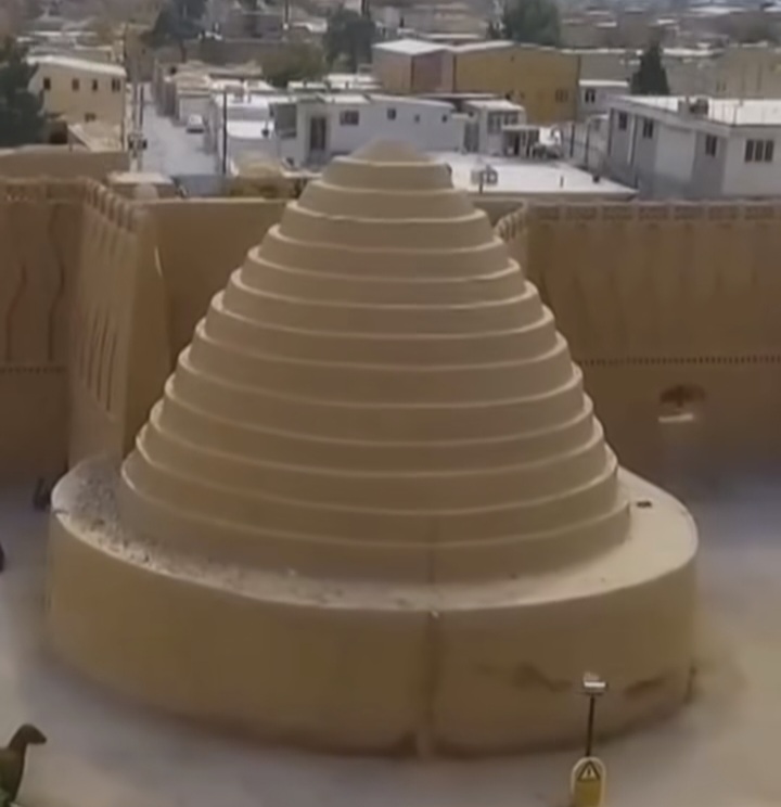 Yakhchal1